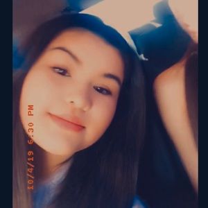 Meet your Posher, Kassandra